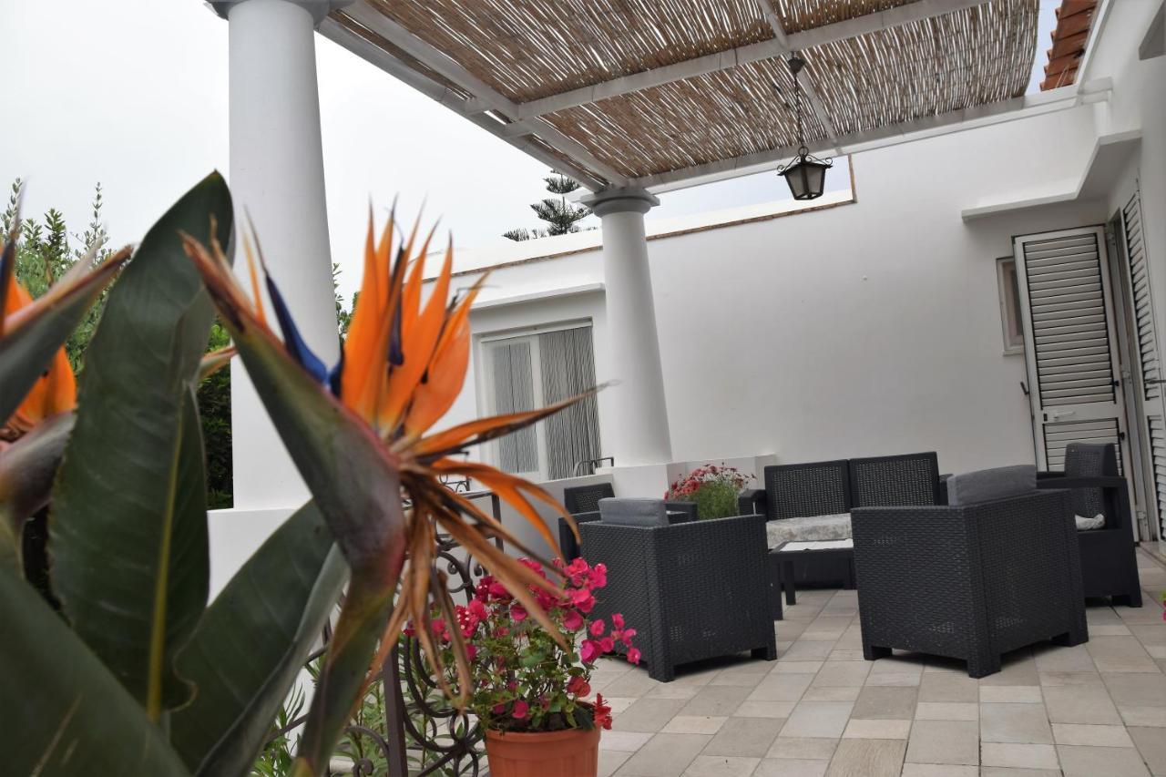 Villa Damecuta B&B อนากาปรี ภายนอก รูปภาพ