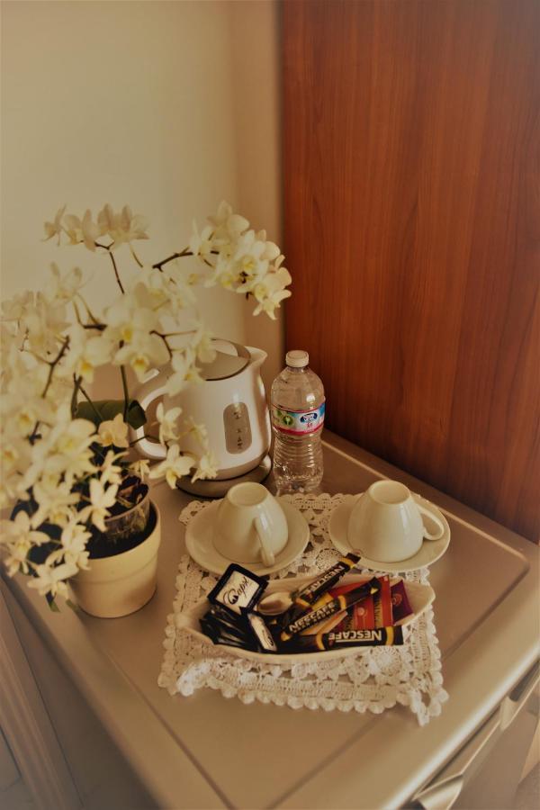 Villa Damecuta B&B อนากาปรี ภายนอก รูปภาพ